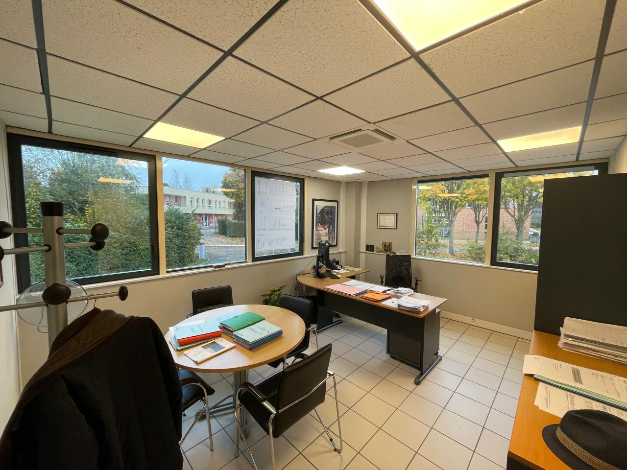 Bureau Bois-Guillaume 137m² Location bureau Bois-Guillaume Seine-Maritime OLBUR2427430 4